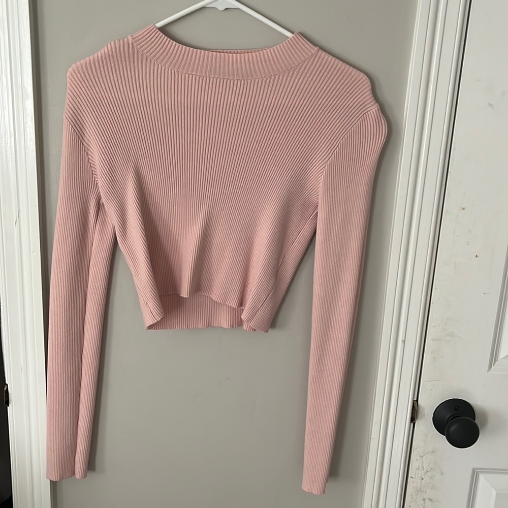 brandy melville cropped pink sweater